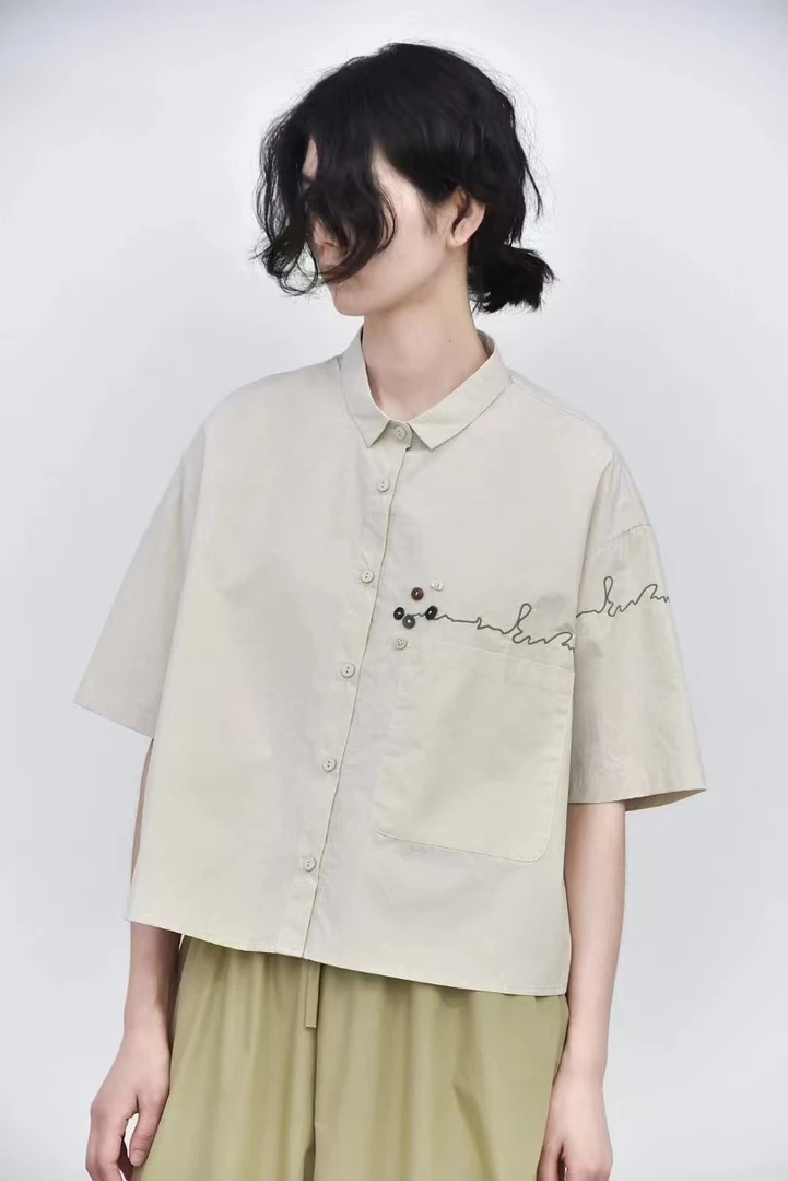 新款森系纯色刺绣时尚百搭显瘦上衣女衬衫(88230)