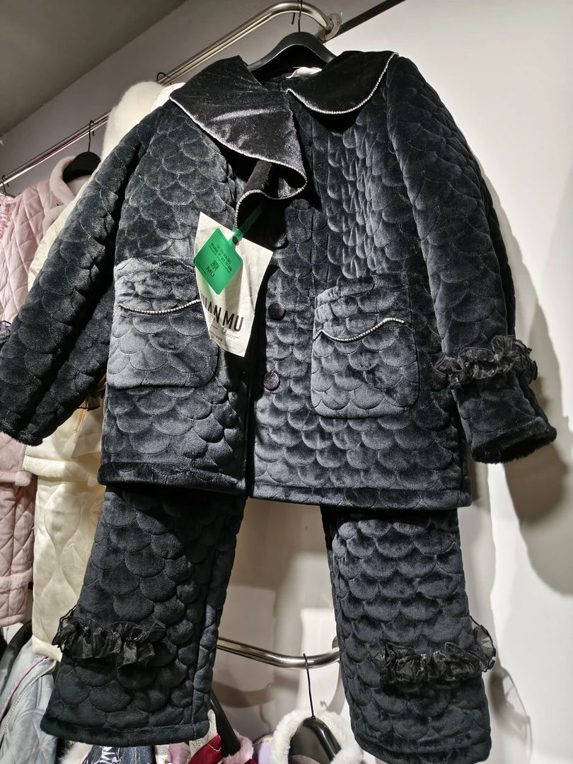 原创家居服套装休闲加厚冬季女士加绒保暖金丝秋冬黑色网红爆款