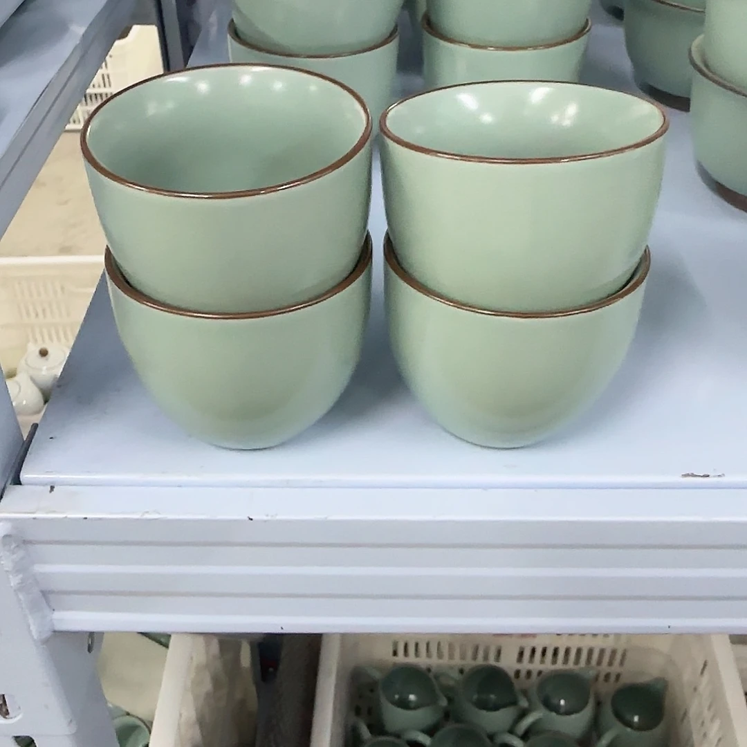 瓷片炸仓库，微瑕。。。。