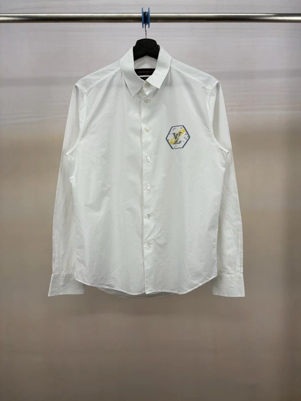 全新未使用 LouisVuitton/路易威登 星空logo白色衬衫/S码/M3518