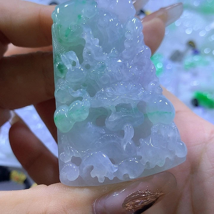 颈饰未镶嵌翡翠天然翡翠A货吊坠
