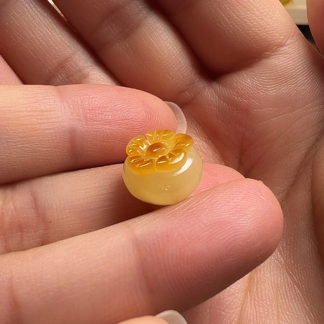 蜜蜡颈饰未镶嵌柿子（打孔不退换）