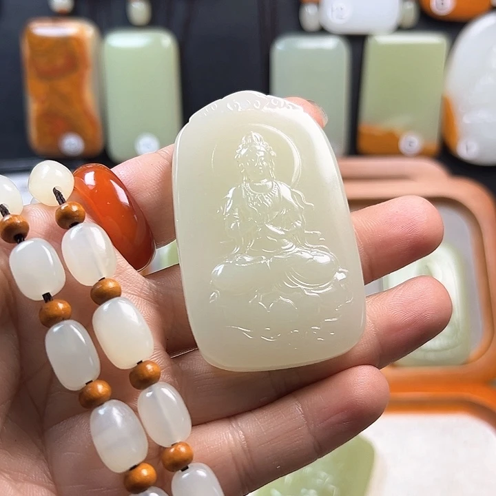 玉昆仑山脉方解玉石