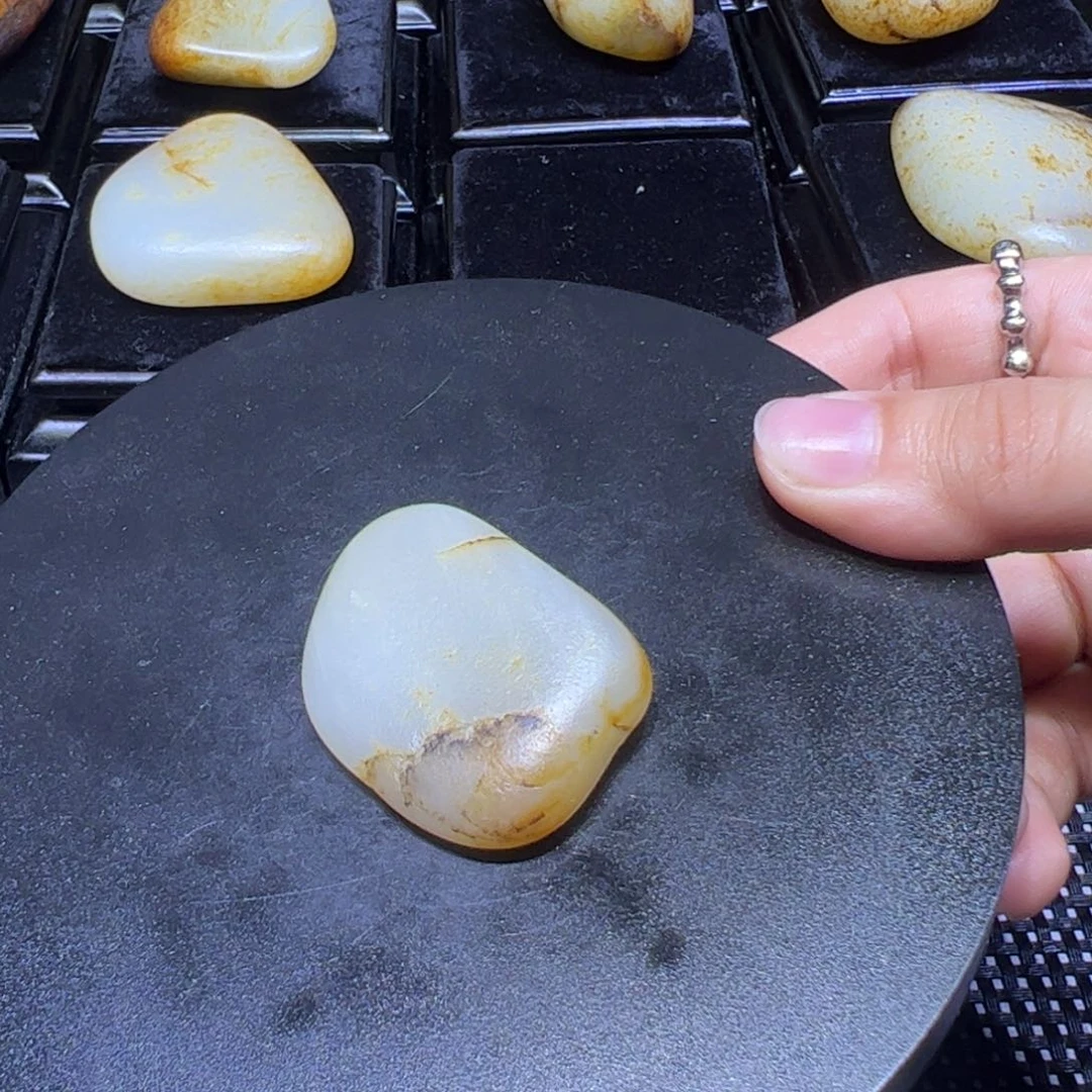 和田玉（子料）未镶嵌颈饰23.5