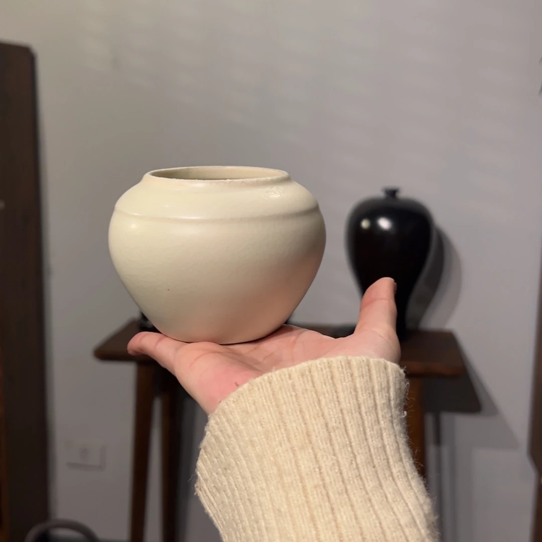 摆件陶瓷。     陶瓷。