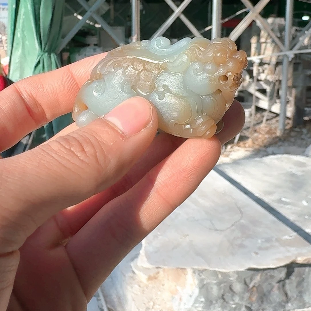 和田玉（糖玉）颈饰未镶嵌