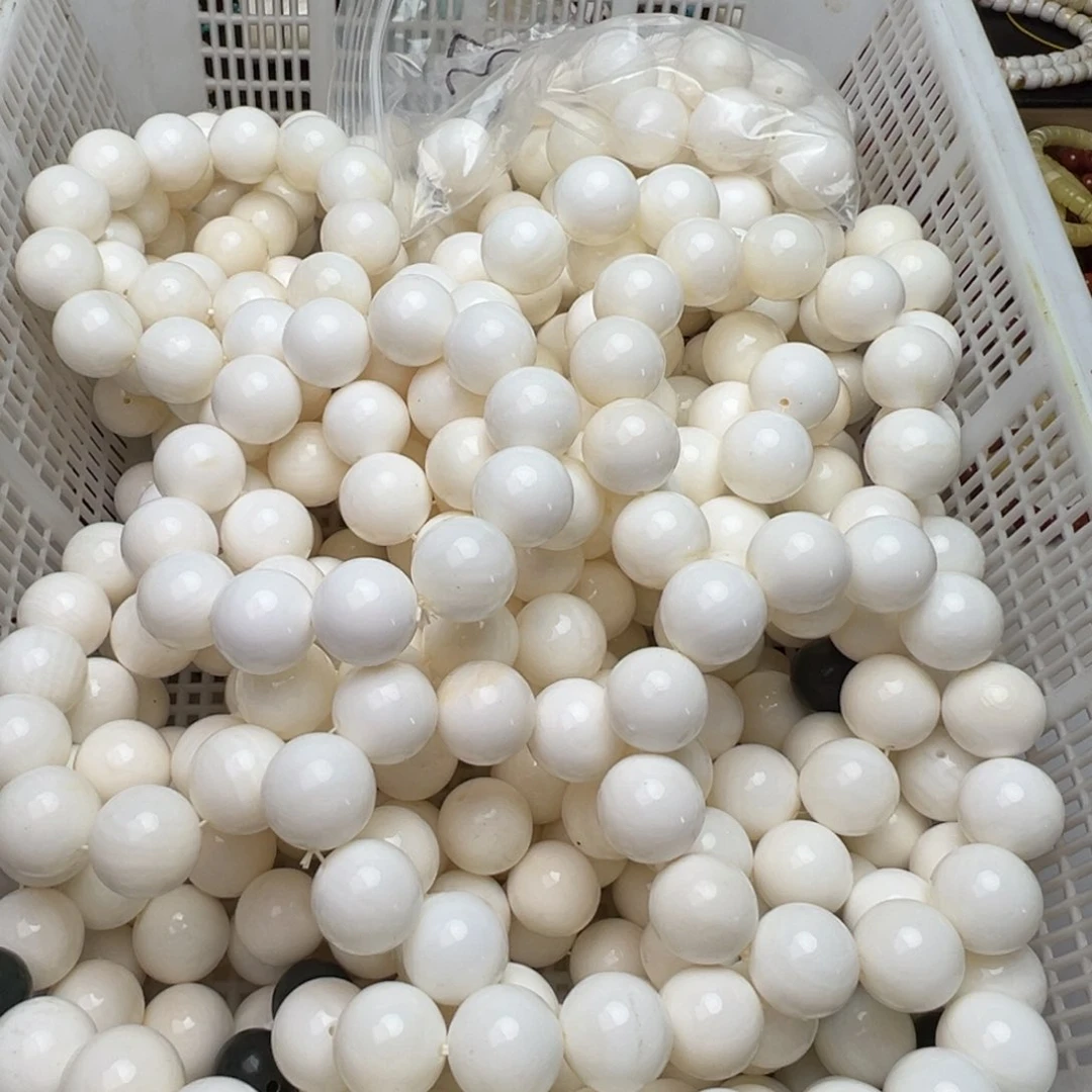 玛瑙/玉髓珠子未镶嵌甲*居