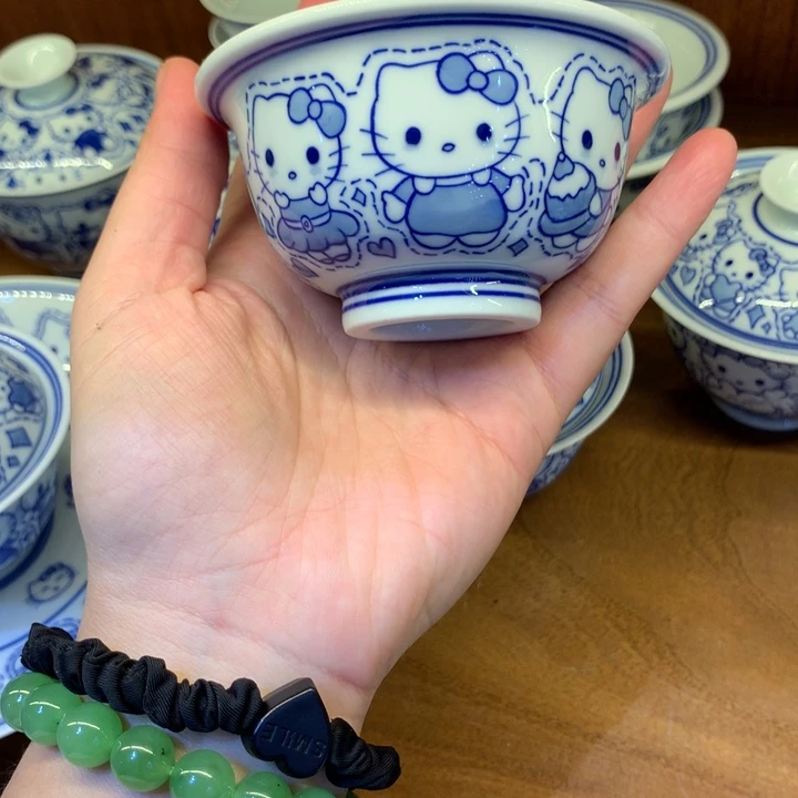 Kt猫压手杯100毫升左右