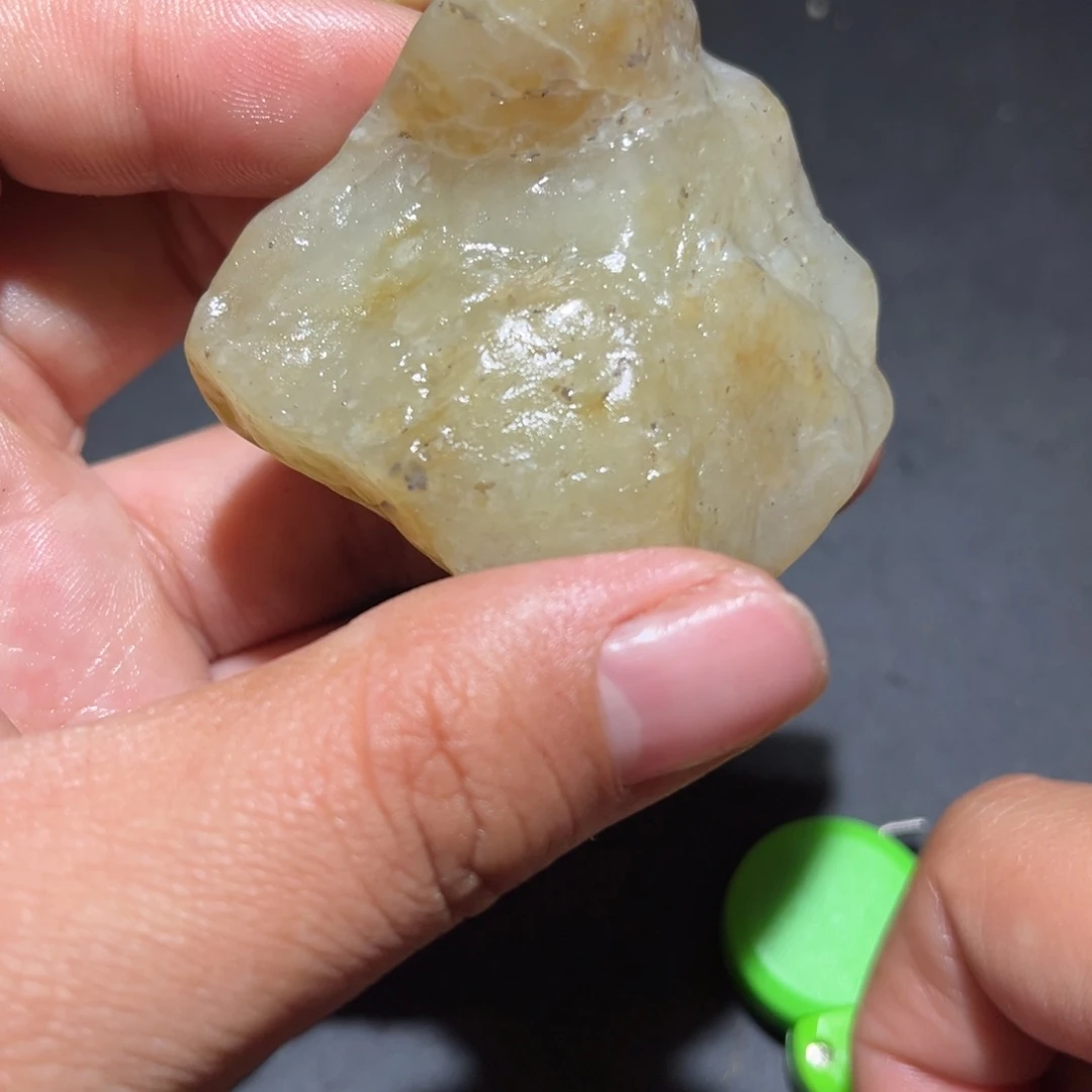 和田玉未镶嵌珠宝奇石