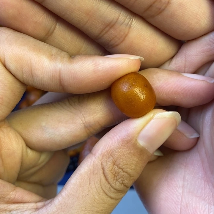 未镶嵌琥珀珠宝奇石