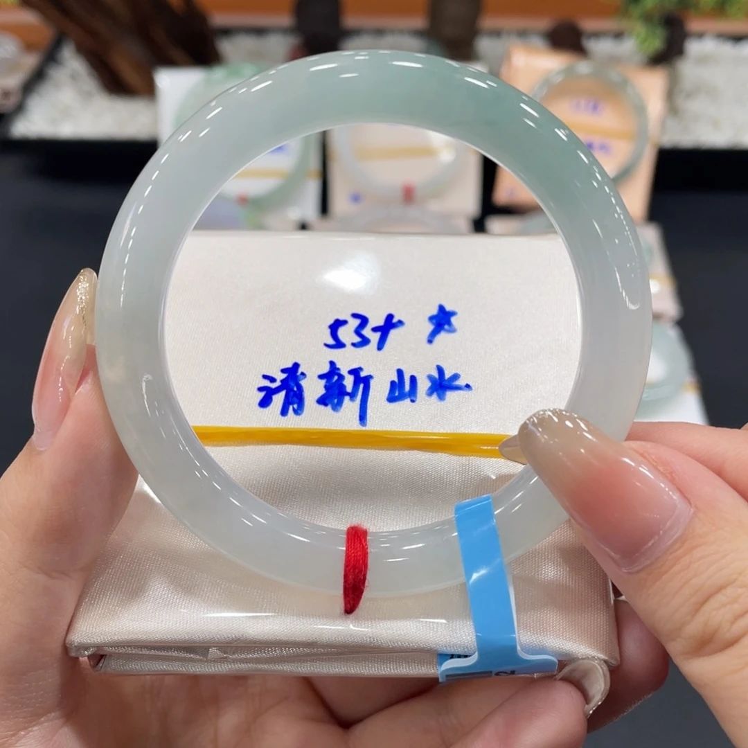 未镶嵌手镯翡翠缅甸天然翡翠手镯