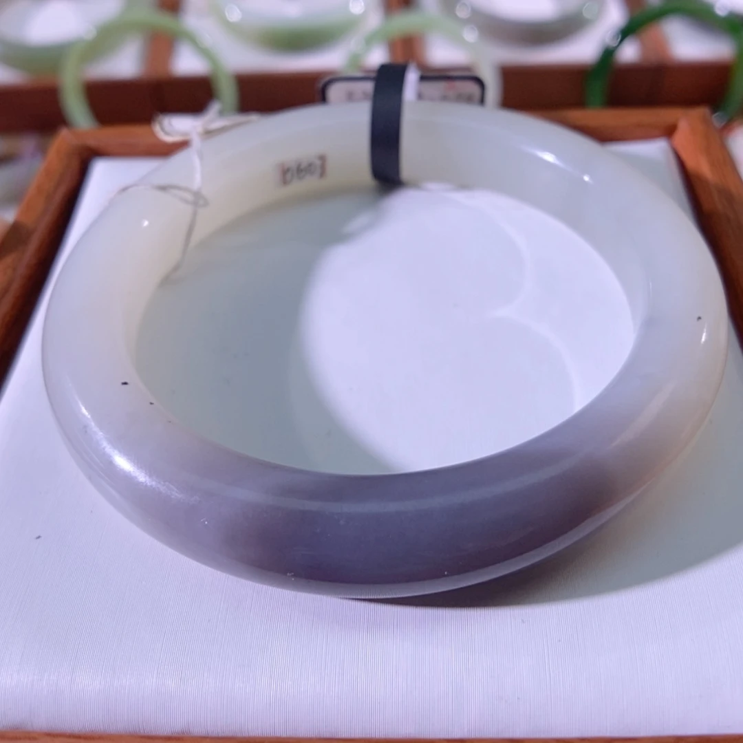 【闪购商品】未镶嵌手镯和田玉