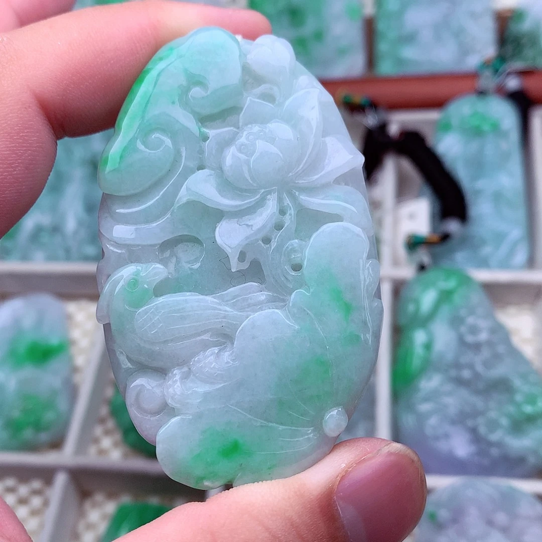 翡翠未镶嵌吊坠(不含链)