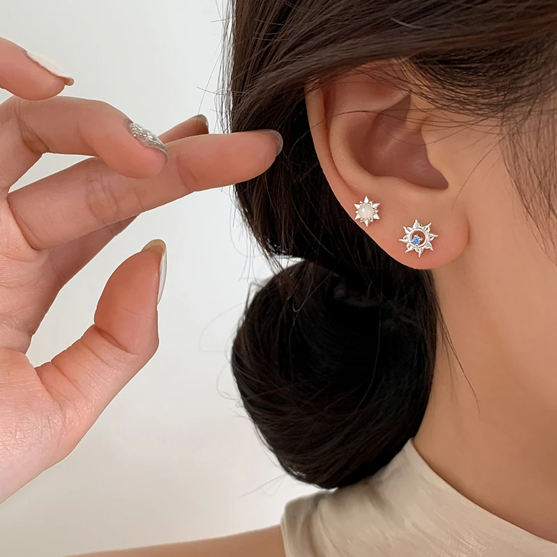 足银合成锆石耳饰 999纯银小太阳耳钉小众设计感不对称轻奢耳环女