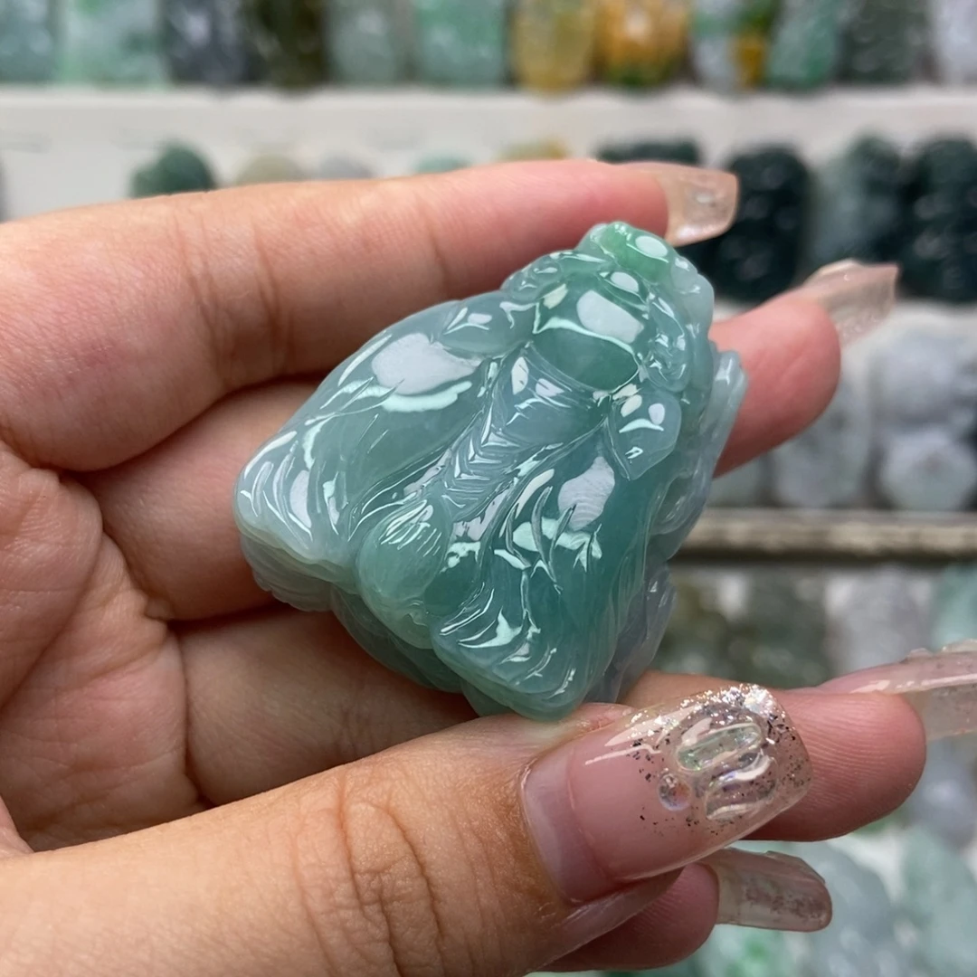 吊坠(赠链)未镶嵌翡翠