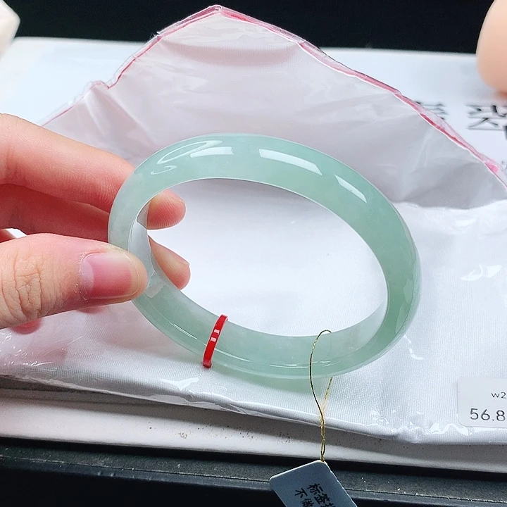 翡翠手镯（贵妃镯）未镶嵌缅甸天然a货手镯56+