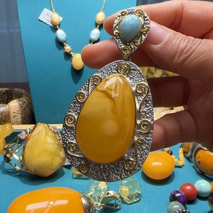 琥珀未镶嵌颈饰波兰设计款琥珀蜜蜡