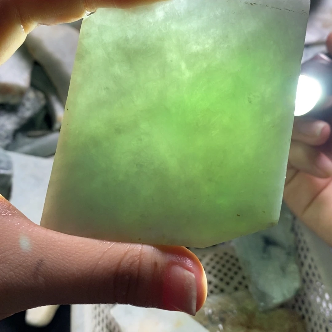 颈饰未镶嵌翡翠天然翡翠