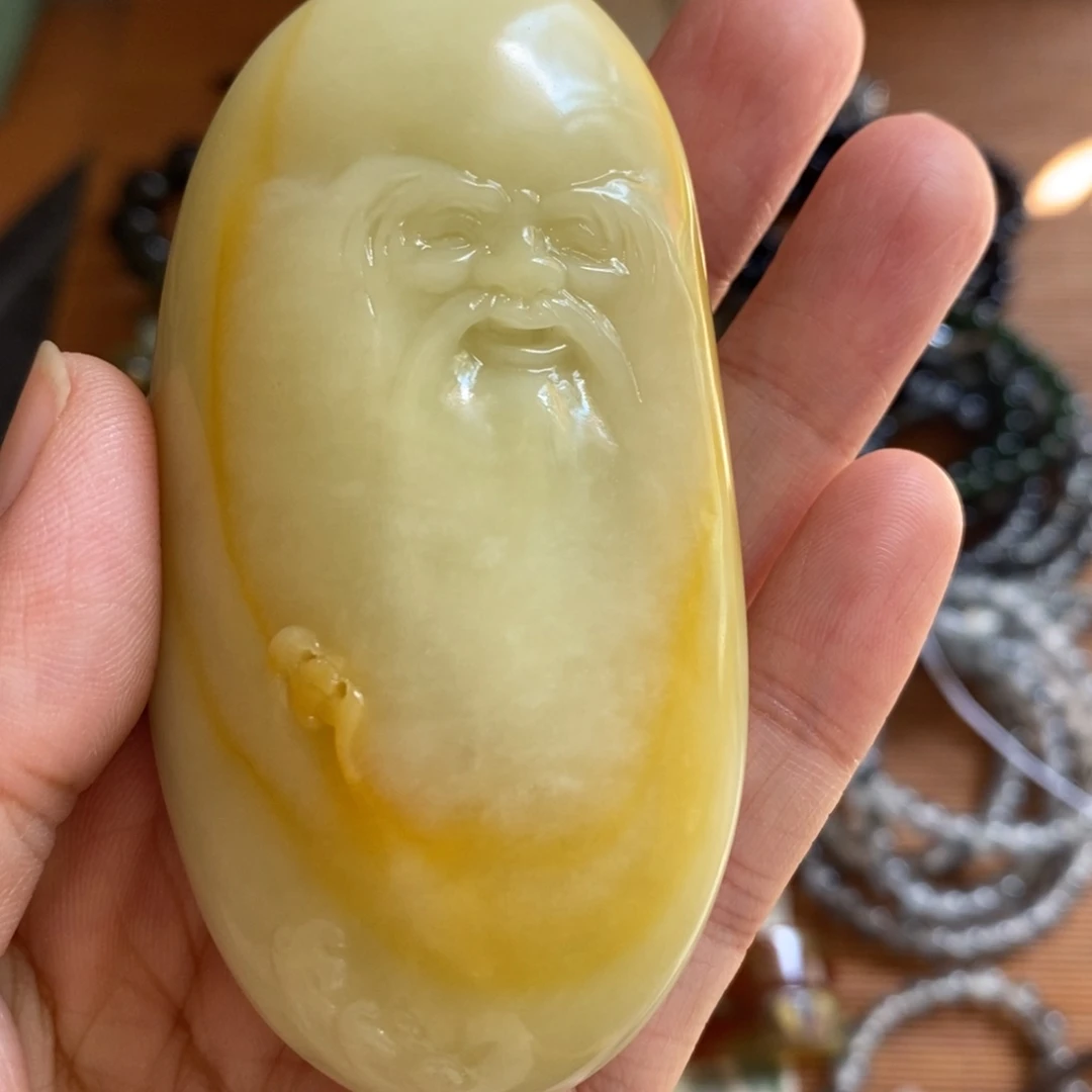 咸***宝蛇纹石玉未镶嵌手把件
