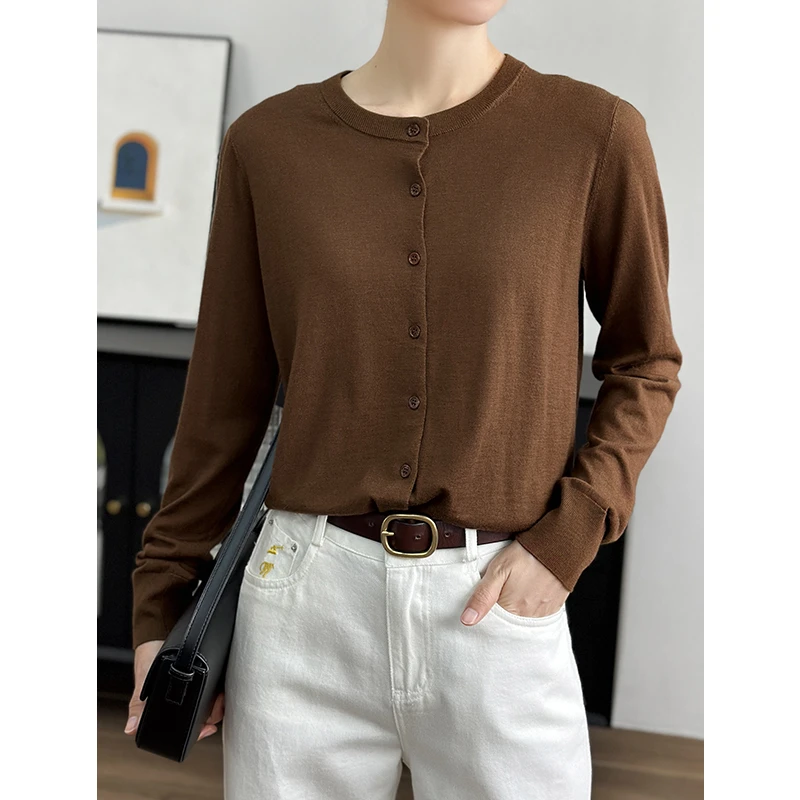 左左家 德国进口杨子纱~60支超细精纺羊毛针织开衫女圆领气质上衣