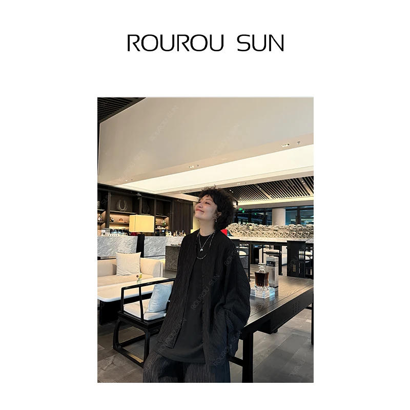 23857设计感圆领衬衫款女宽松防晒外套