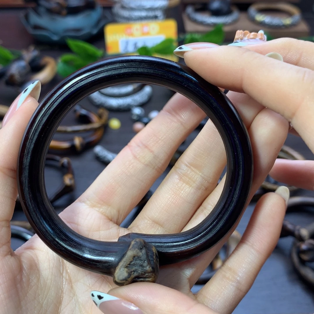 极黑色无节昌都藤