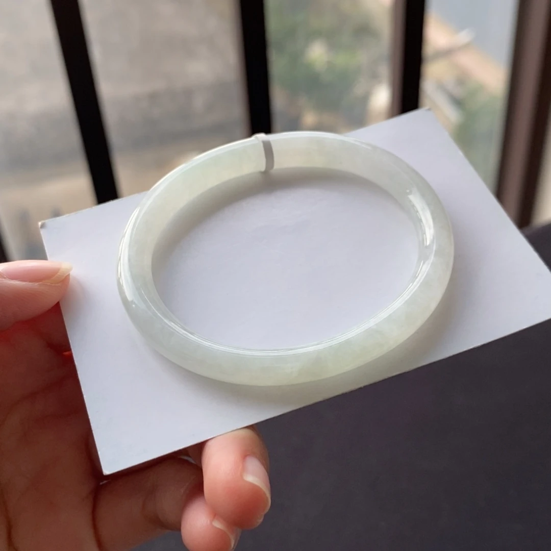 翡翠未镶嵌手镯53贵圆冰晴水