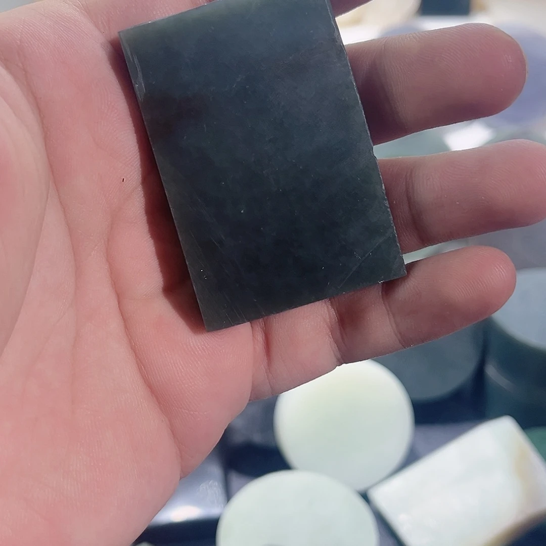 龙***琪未镶嵌和田玉珠宝半成品