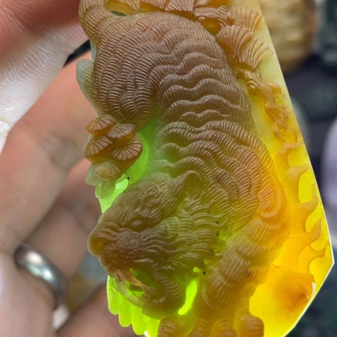 定制翡翠未镶嵌天然翡翠A货下山虎