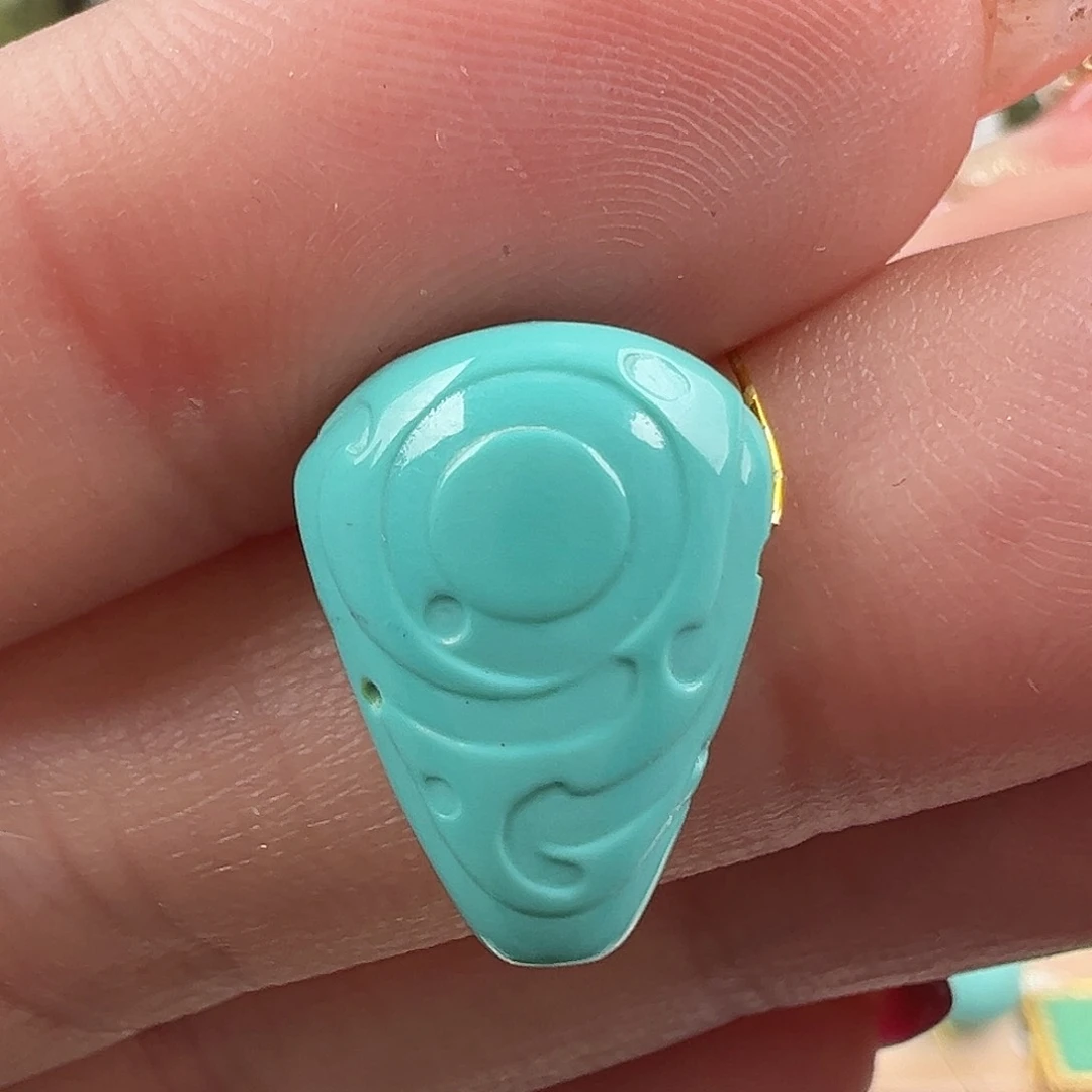 绿松石配饰未镶嵌