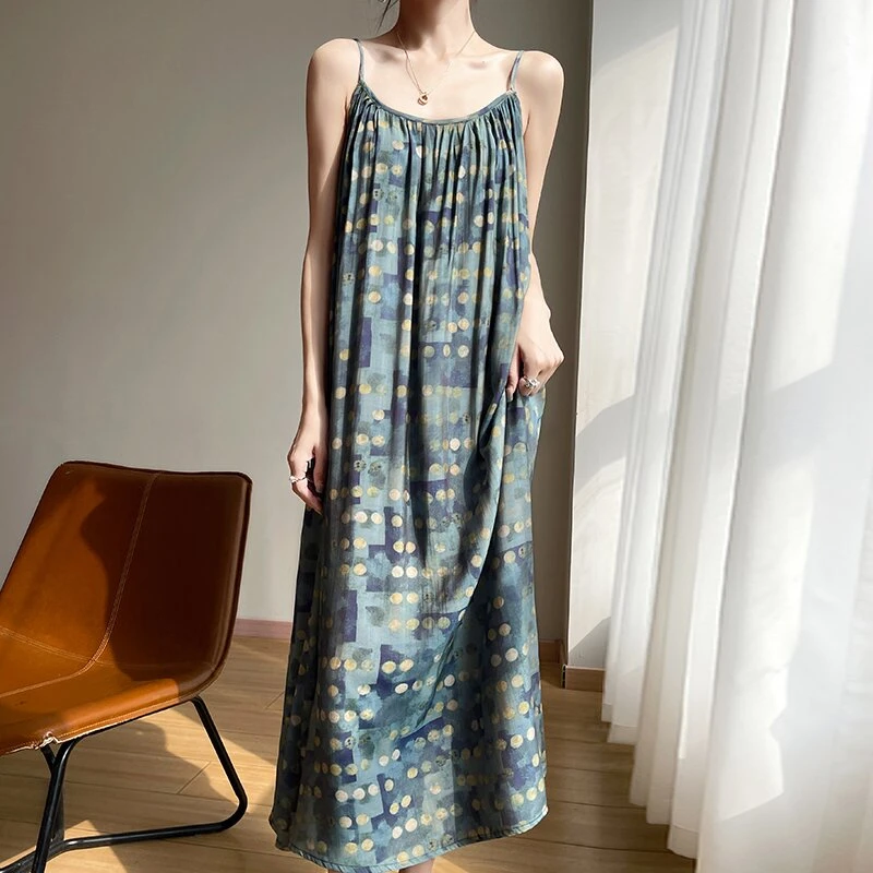 吊带夏季裙子碎花连衣裙性感长裙无袖时尚显瘦复古薄款宽松中长款
