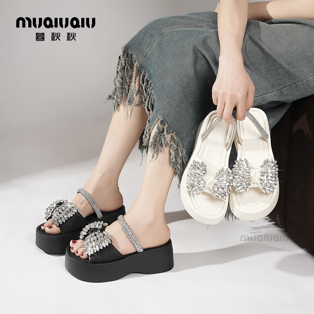暮秋秋2025夏季精致水钻蝴蝶结一字拖厚底增高百搭软底外穿凉拖鞋