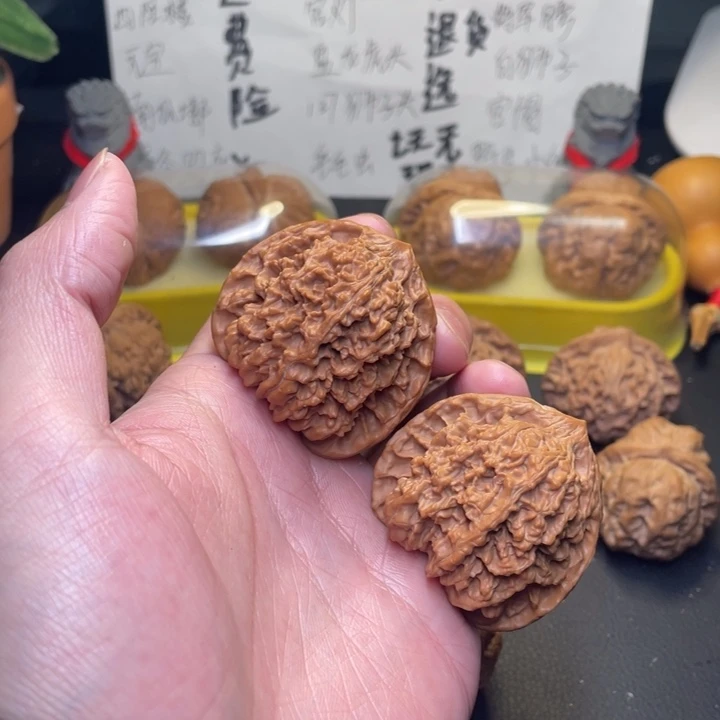 文玩核桃把件46星星158