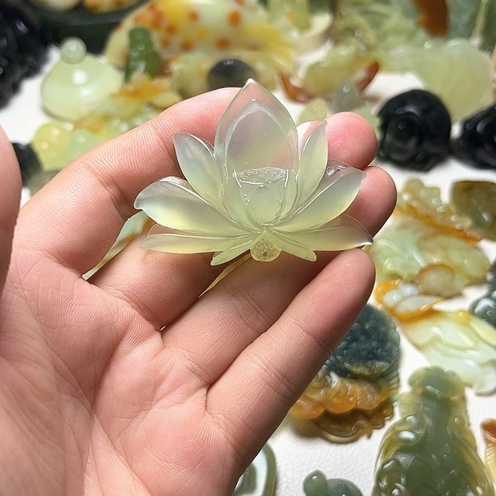 未镶嵌蛇纹石玉颈饰