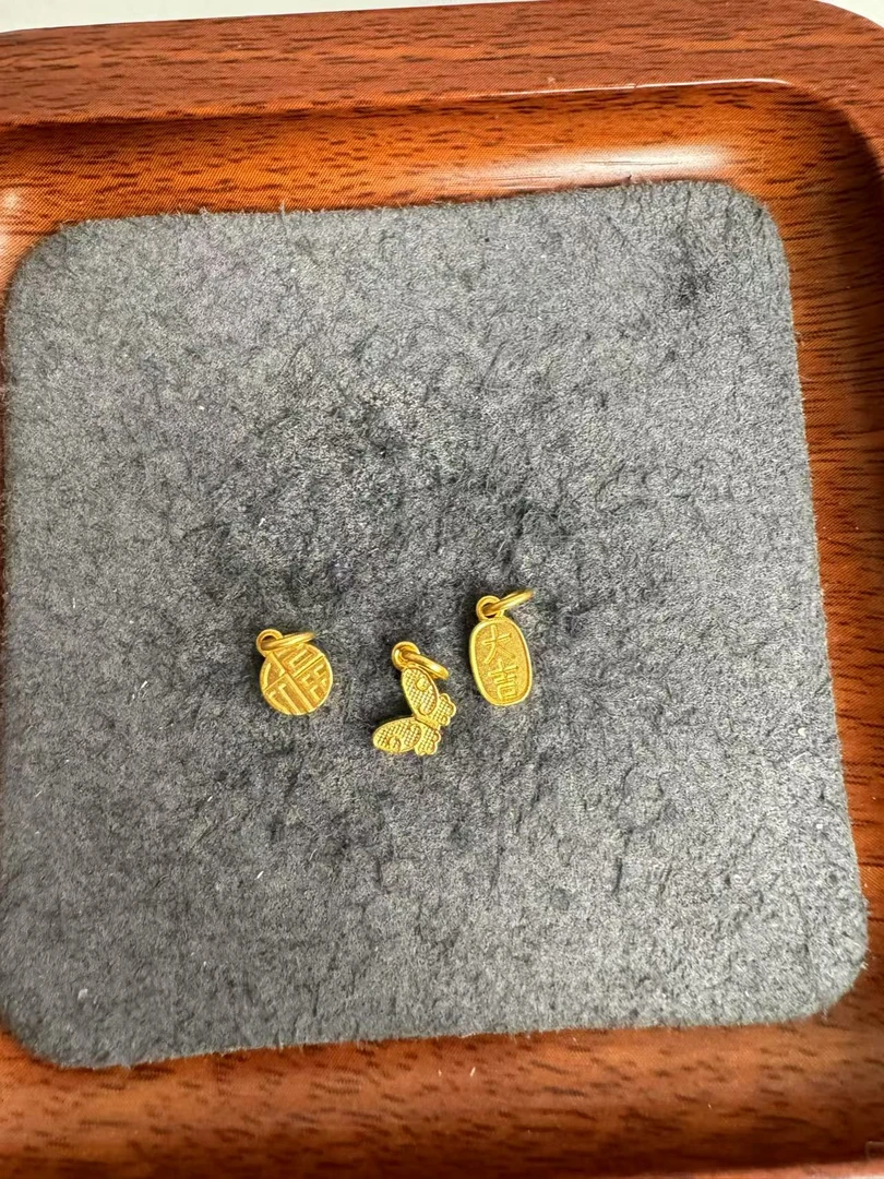 足金999 福牌蝴蝶大吉大利吊坠