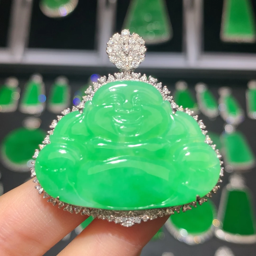 翡翠颈饰18K金镶嵌翡翠