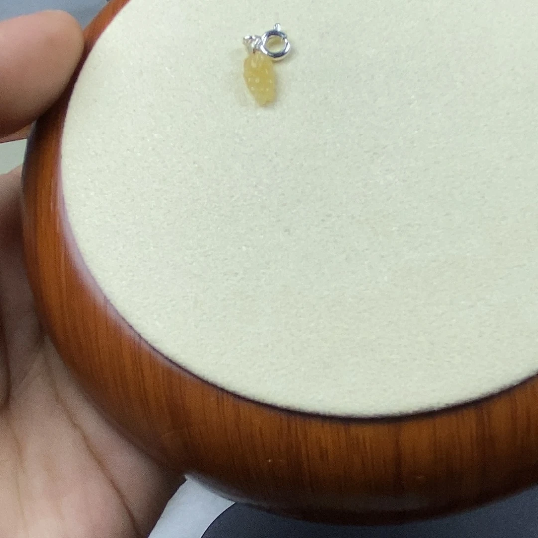 翡翠戒指未镶嵌葡萄提溜35一个