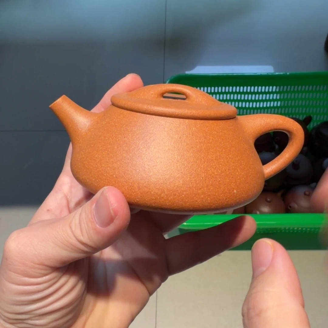 紫砂茶杯微瑕的壶