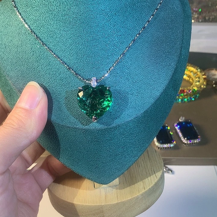 非金属127。    吊坠