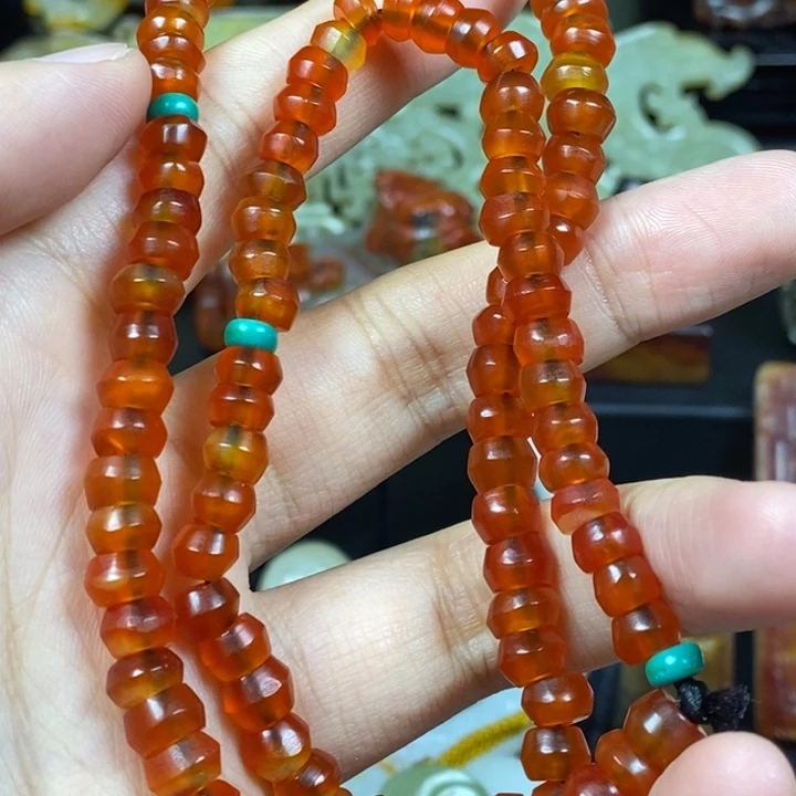 未镶嵌颈饰玛瑙/玉髓仕*落