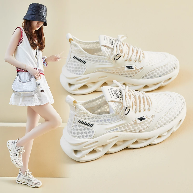 夏季新款镂空飞织网鞋女2025网面透气运动鞋轻便软底休闲跑步鞋子