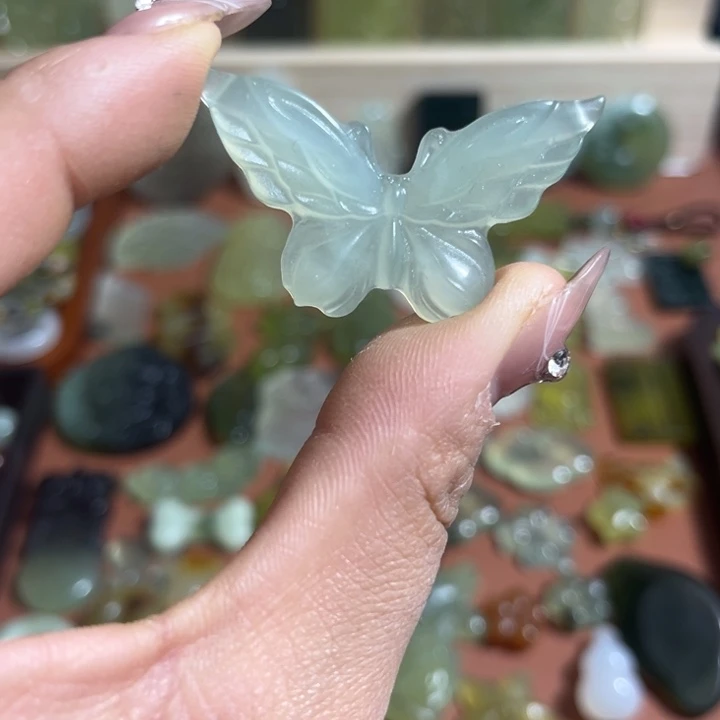 蛇纹石玉合金颈饰