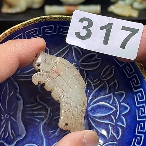 摆件太****室瓷器制作过程是根据不同种类及