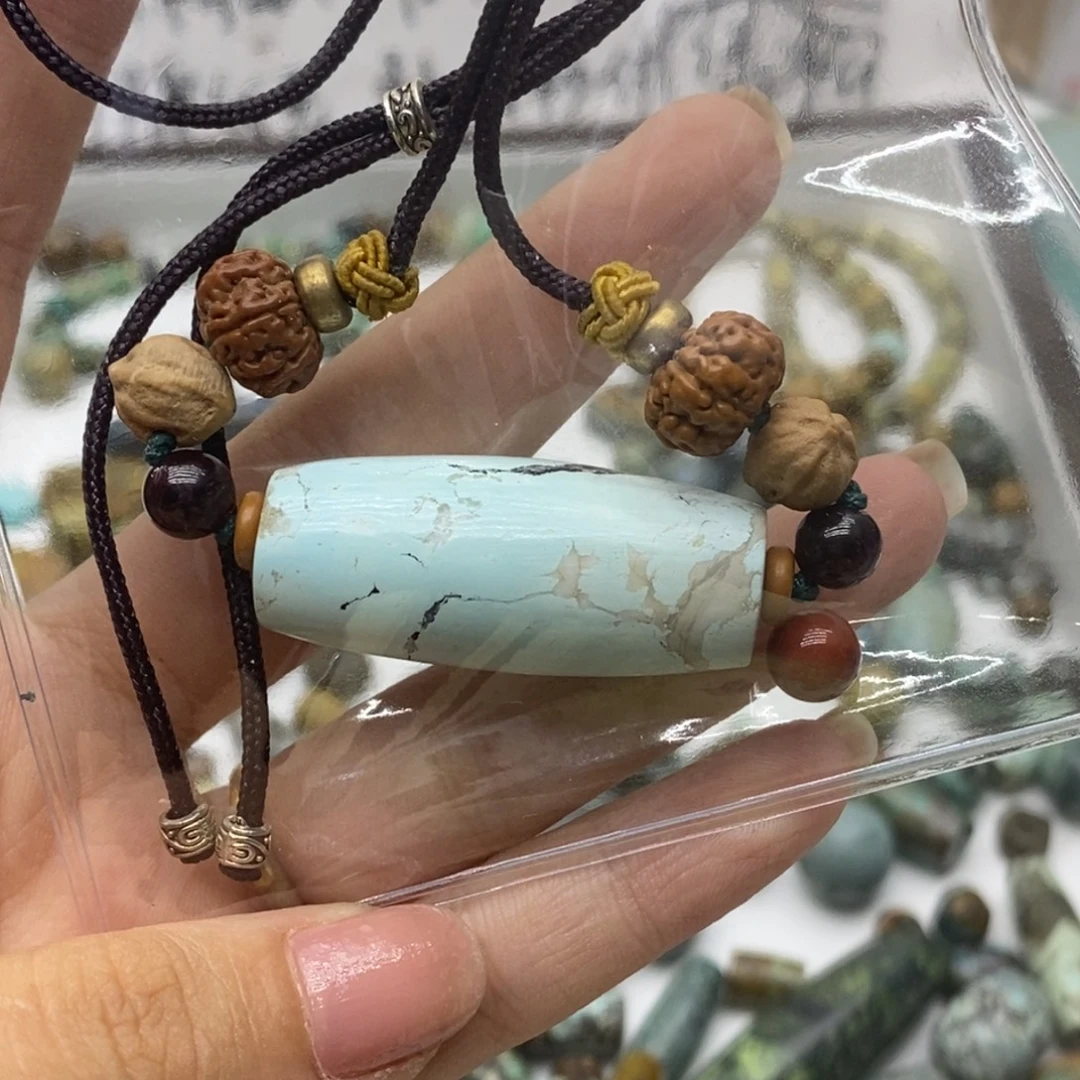 桥****未镶嵌南红玛瑙珠宝半成品