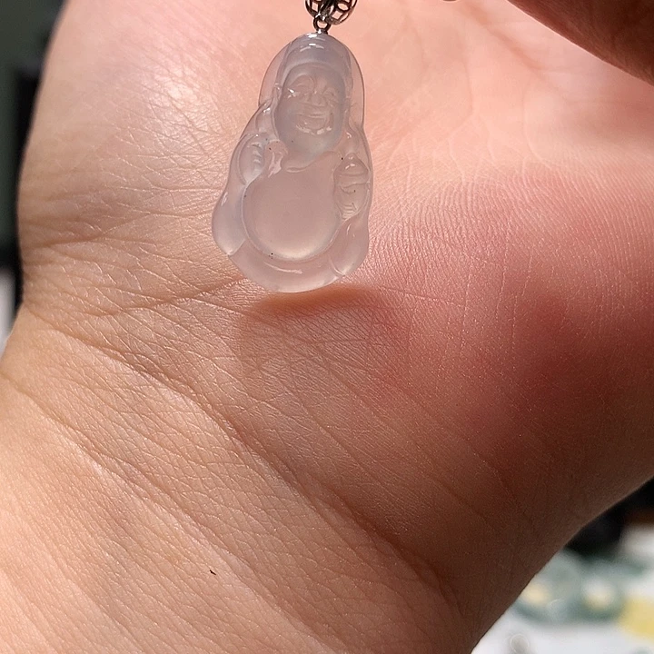 18K金镶嵌挂件翡翠財爷