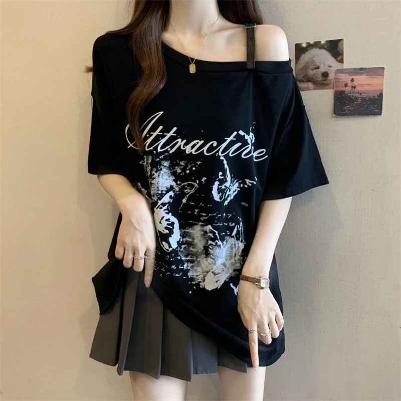 大码微胖独特绝美露肩短袖T恤女2025夏季新款宽松巨遮肚黑色上衣