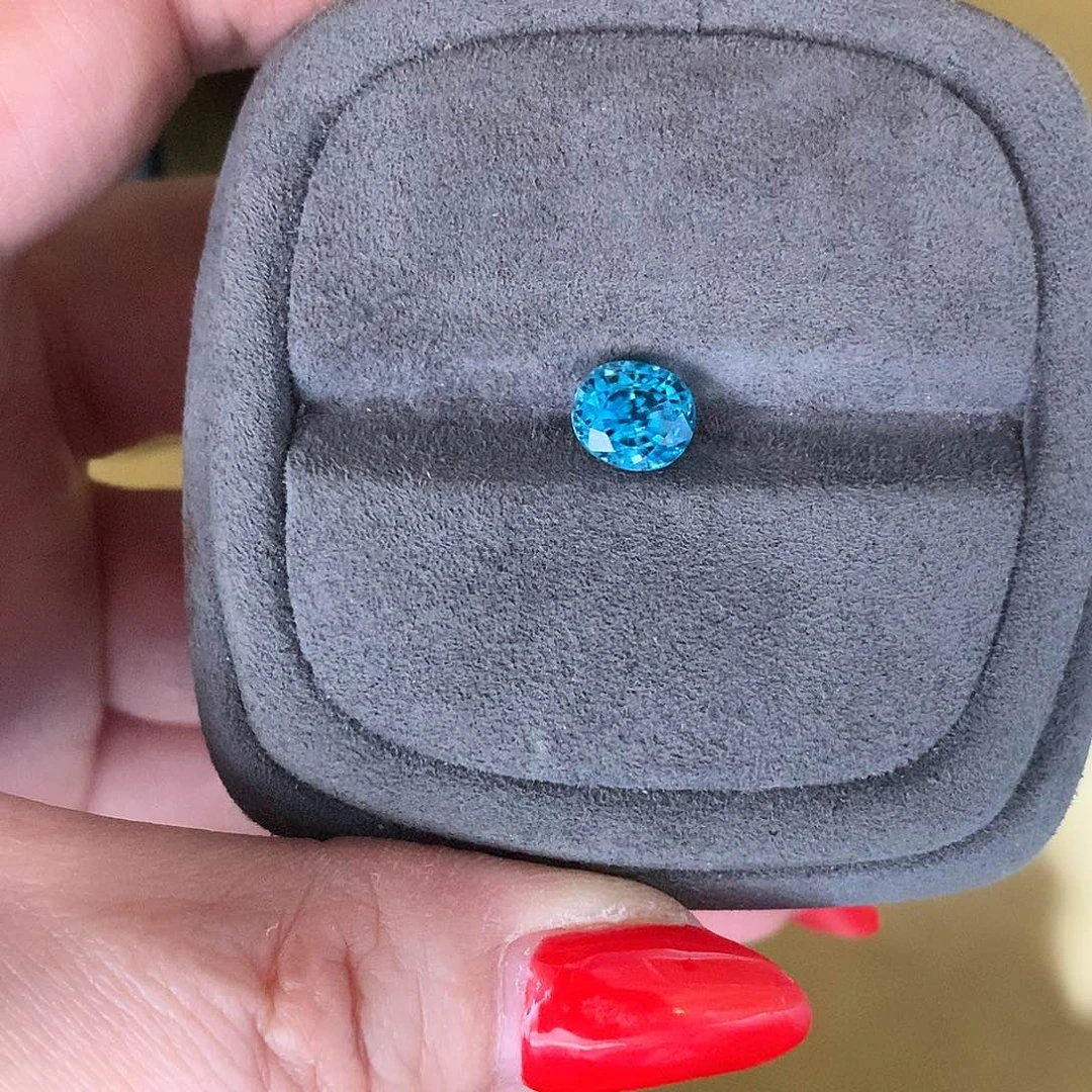 未镶嵌天然锆石裸石风信子裸石2.7ct