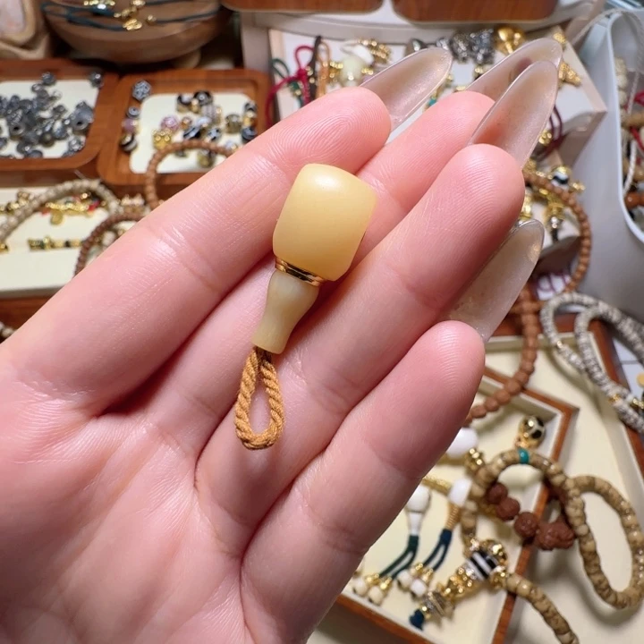 玛瑙/玉髓颈饰未镶嵌3