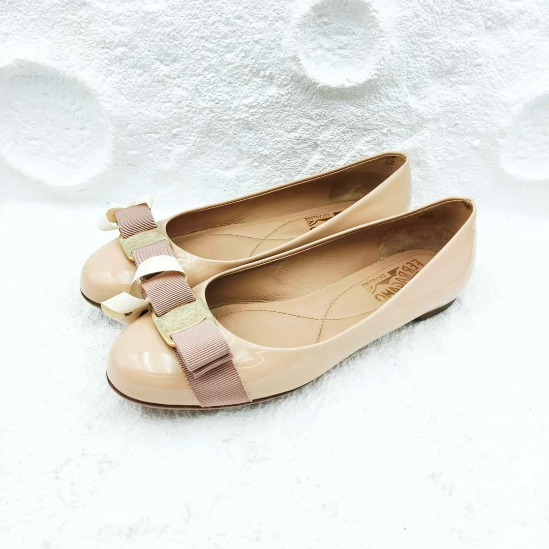 菲拉格慕/Ferragamo/36.5码/裸色漆皮单鞋/非全新