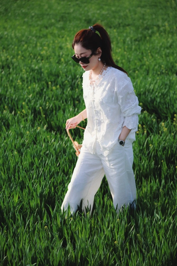 【伟伟专属】•立体花朵 甜美韩系气质百搭质感衬衣